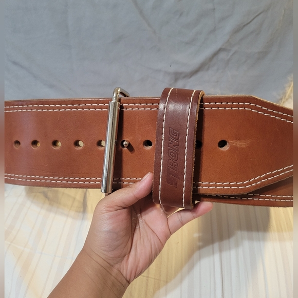 XXL Weightlifting belt by Strong - Picture 1 of 9